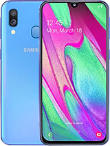 Samsung Galaxy A40 Kaapelit, lataus ja akut
